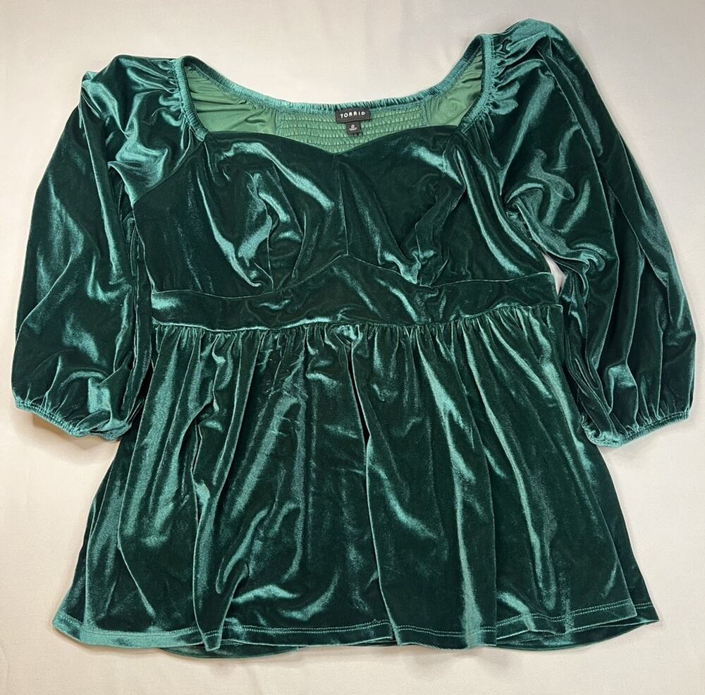 Women’s Torrid Top 0X Green Velvet Corset Peplum 3/4 Sleeve Y2K BOHO Gothic Core